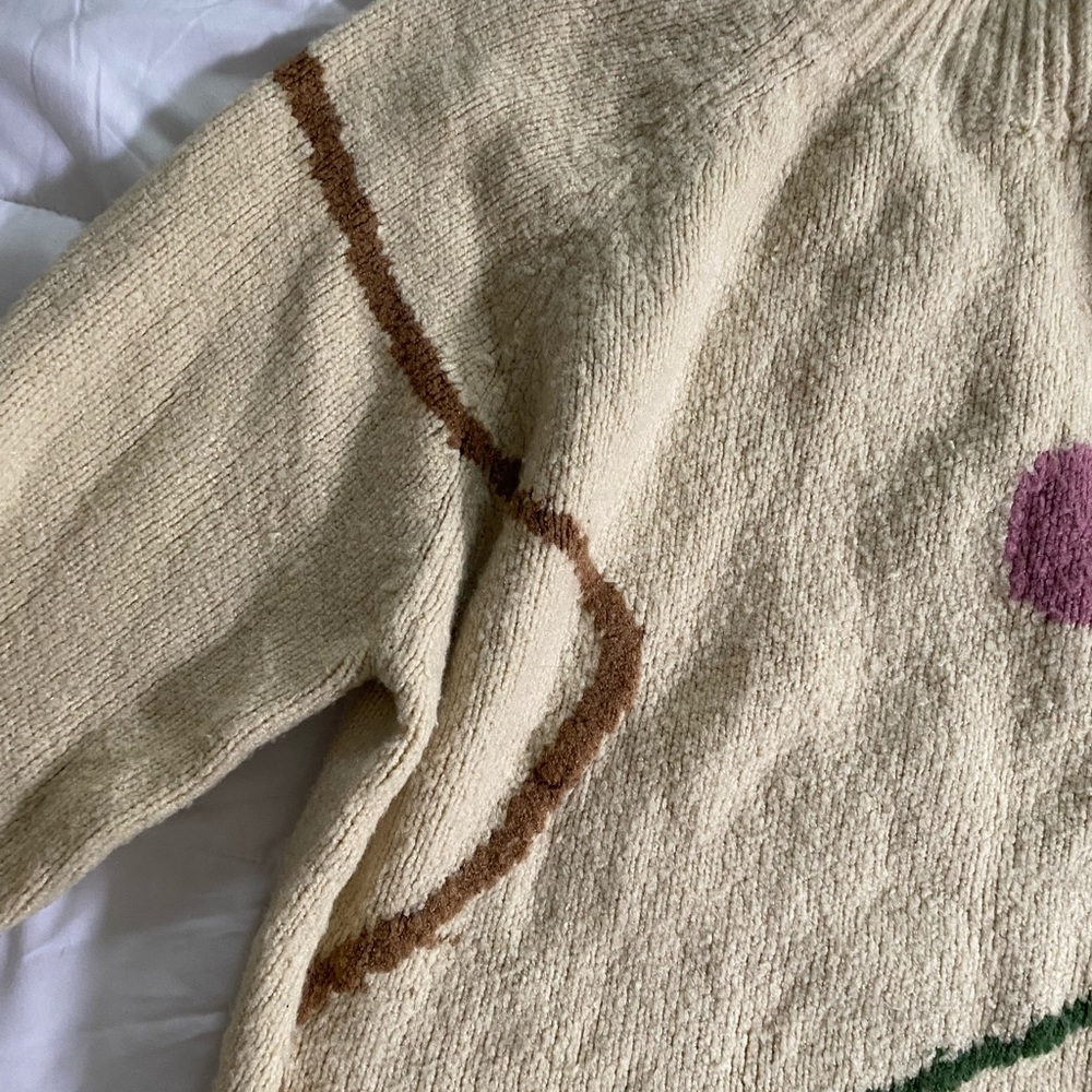 Boutique Line Artsy Sweater